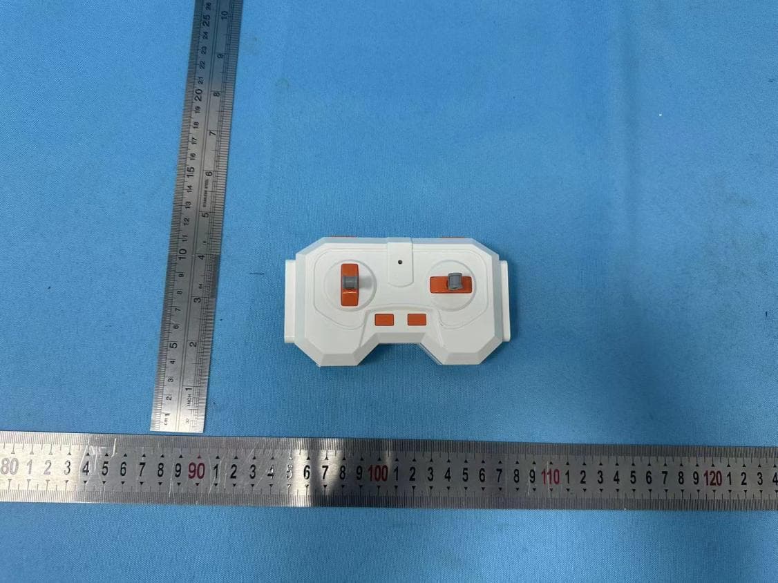 Brick Blocks RC GT Race Car - FCC ID 2AUJF-21011 - Diecast Masters Company Limited