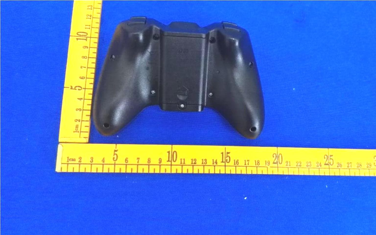 Remote control toy - FCC ID 2AUJF-27006 - Diecast Masters Company Limited