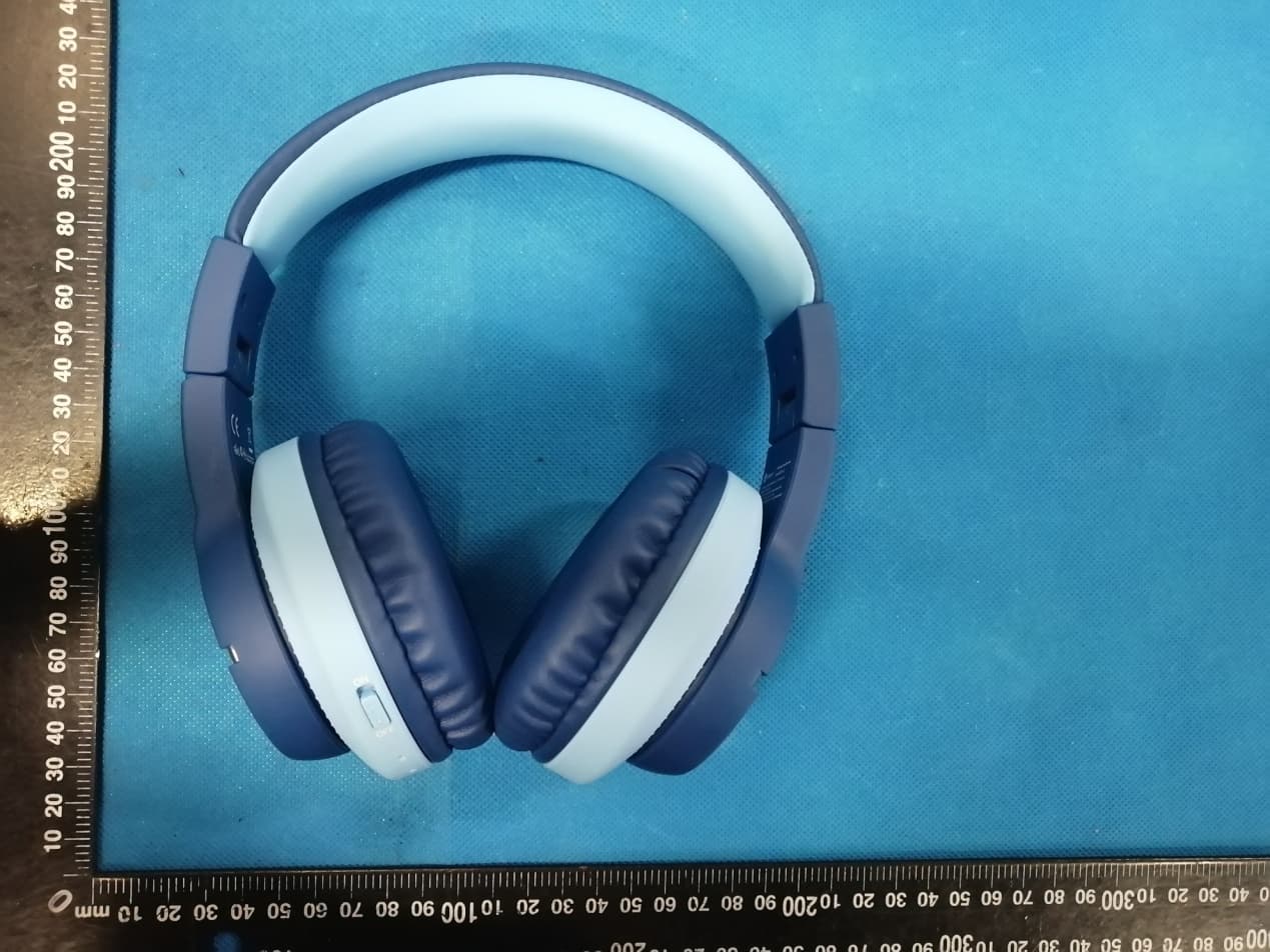 Wireless headphones - FCC ID 2AUKD-BTH12 - Dongguan Shangyuan Electronics Co., Ltd