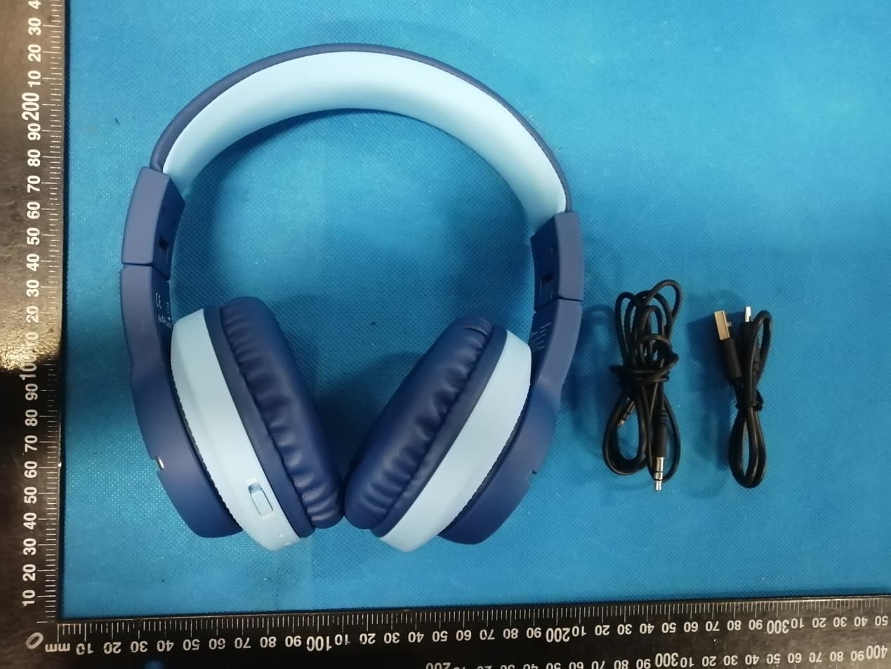 Wireless headphones - FCC ID 2AUKD-BTH12 - Dongguan Shangyuan Electronics Co., Ltd (3)