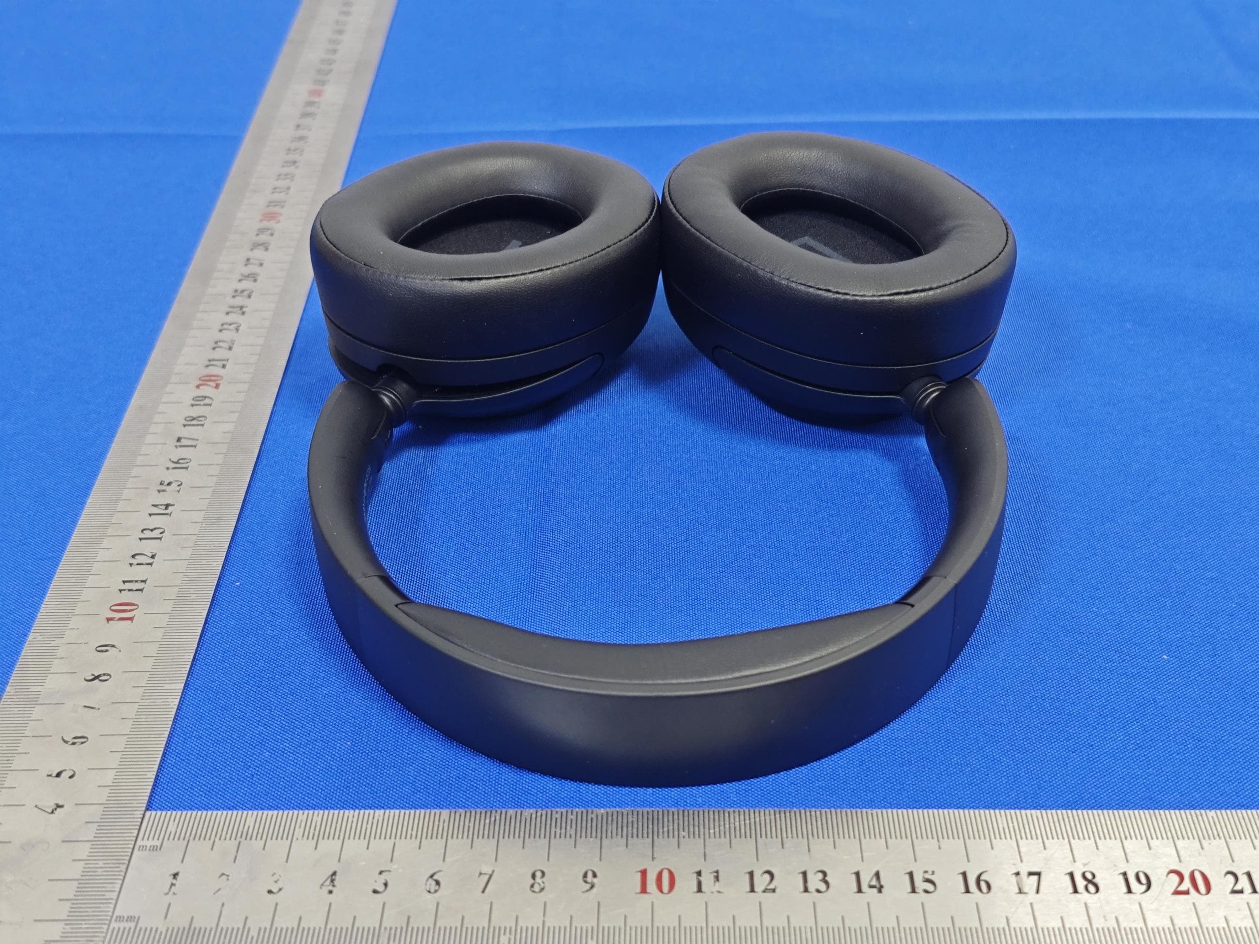 Headphones - FCC ID 2AUKD-U8 - Dongguan Shangyuan Electronics Co., Ltd
