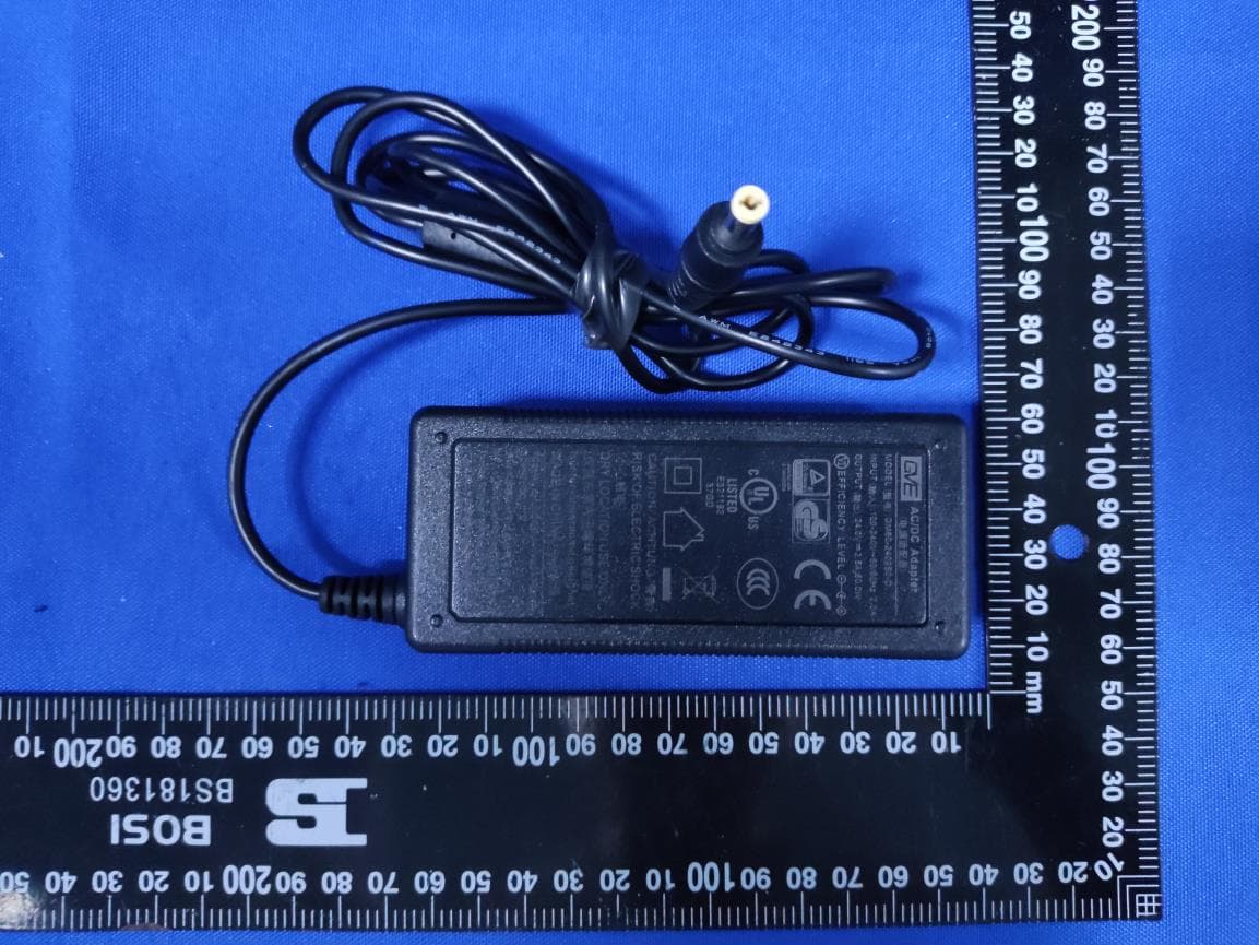 Label Printer - FCC ID 2AUMQ-P1 - Chongqing Jingranyouxu Technology Co., Ltd.