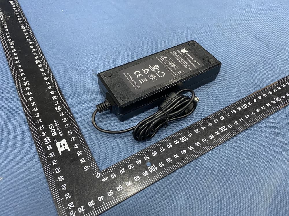 Tablet with printer - FCC ID 2AUOUM10P - Rhino Mobility LLC (4)