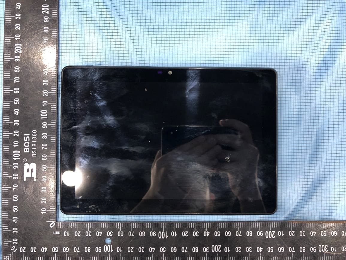 Tablet - FCC ID 2AUOUT8 - Rhino Mobility LLC (2)