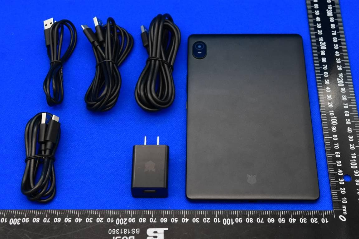 Tablet with BT, WIFI, WCDMA, LTE and NFC - FCC ID 2AUOUT80 - Rhino Mobility LLC