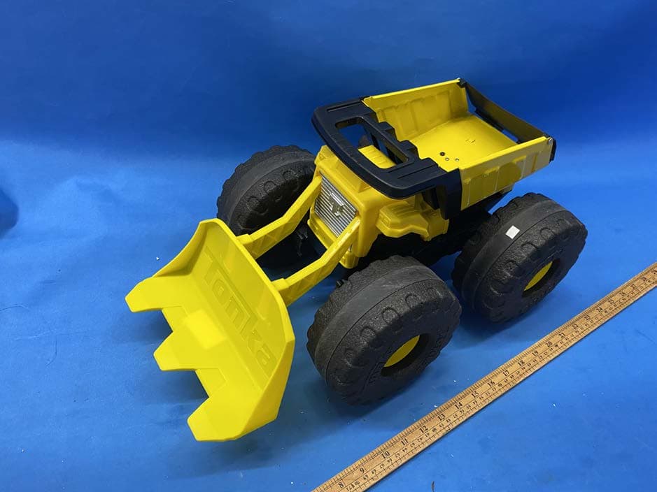 TONKA MIGHTY MONSTER RC STEEL DUMP TRUCK - FCC ID 2AUOV-06011 - BASIC FUN, INC (2)