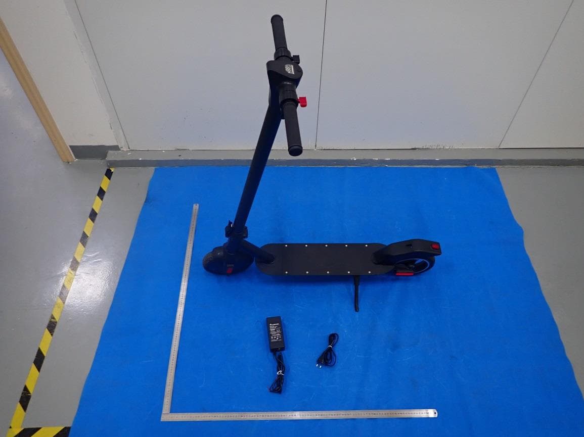 Electric scooter - FCC ID 2AUR5-ESR3 - HL CORP(SHEN ZHEN) (4)