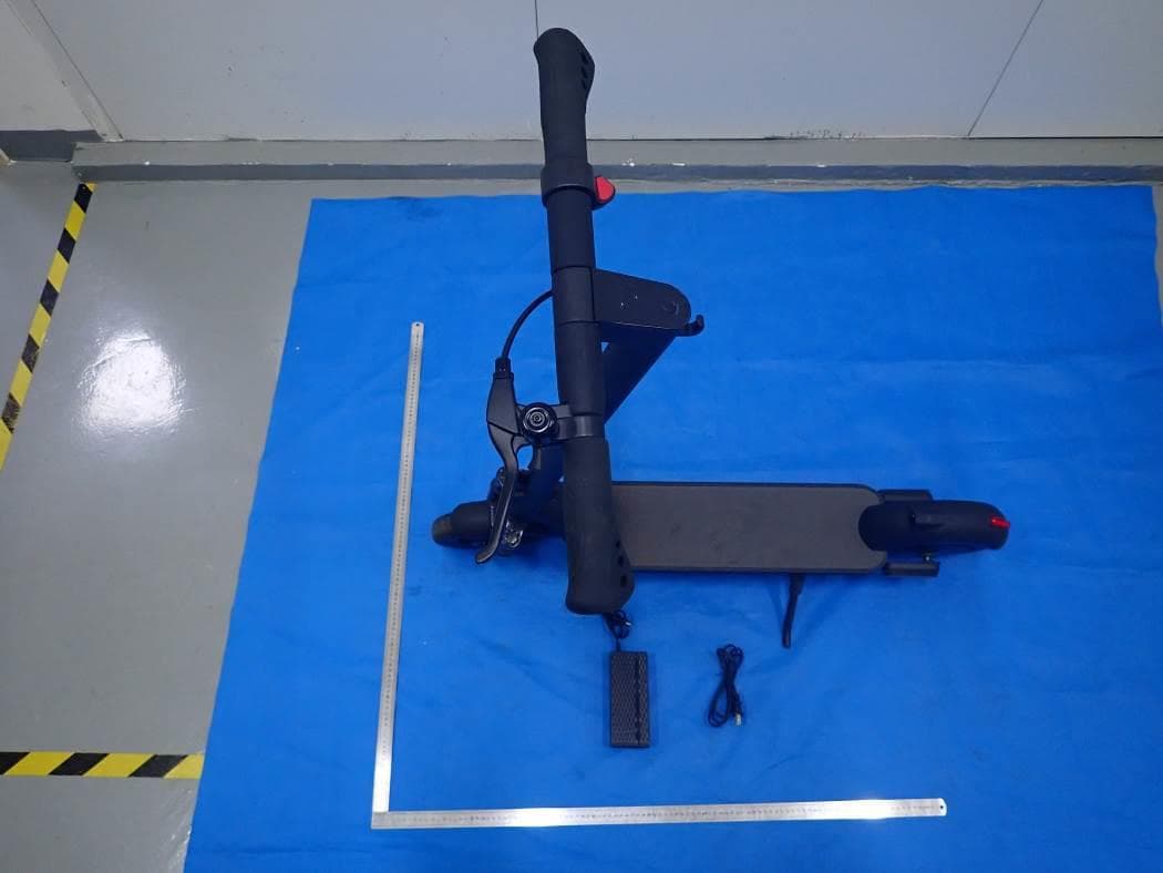 Electric scooter - FCC ID 2AUR5-ESS2 - HL CORP(SHEN ZHEN) (2)
