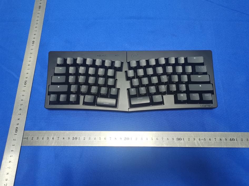 MECHANICAL KEYBOARD - FCC ID 2AURQ-MD600ALPHA - MISTEL CO LTD (2)