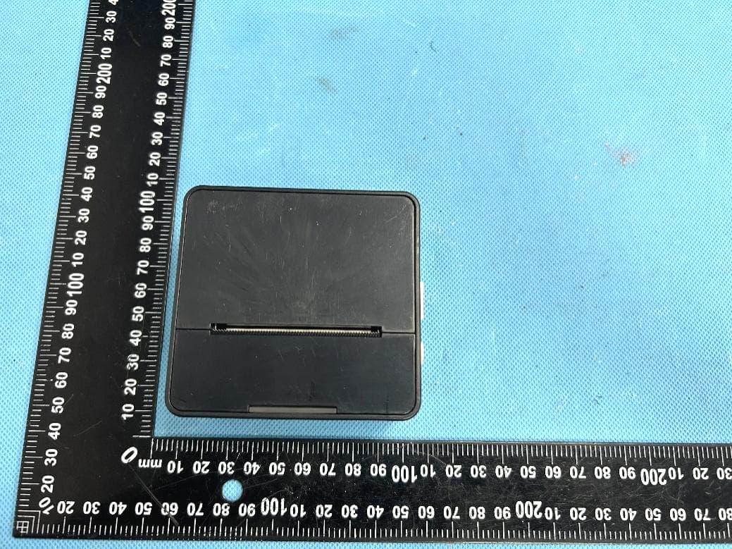 Smart Pocket Printer, Label Printer - FCC ID 2AUTE-2DT24AU - Xiamen Hanin Electronic Technology Co.,Ltd. (2)