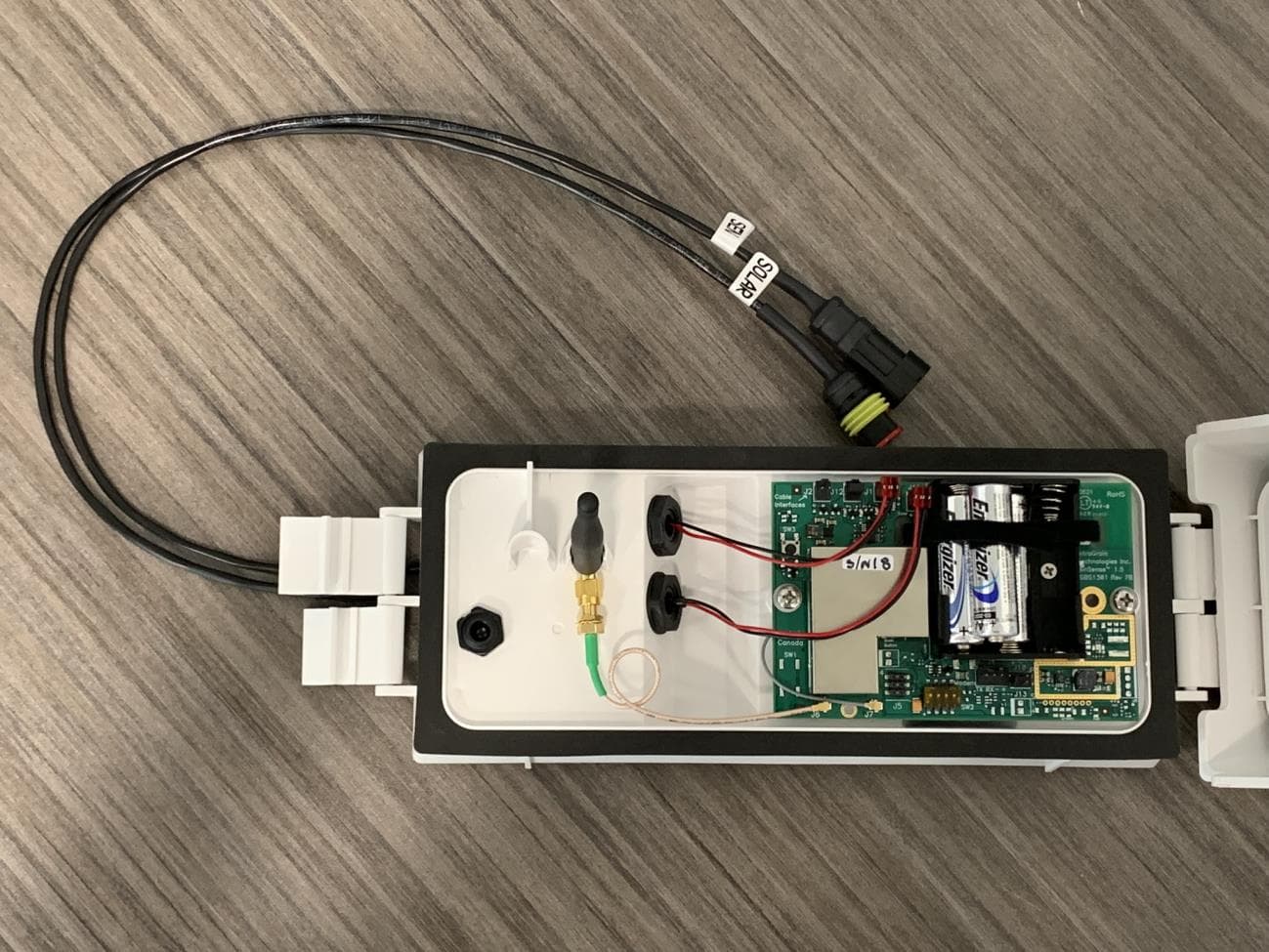Grain monitoring system - FCC ID 2AUTY-106103RU-V06 - Intragrain Technologies Inc. (4)