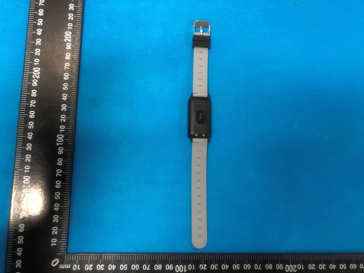 Smart bracelet - FCC ID 2AUUD-TRKCF001 - Shenzhen Mingzhe Technology Co.,Ltd (2)