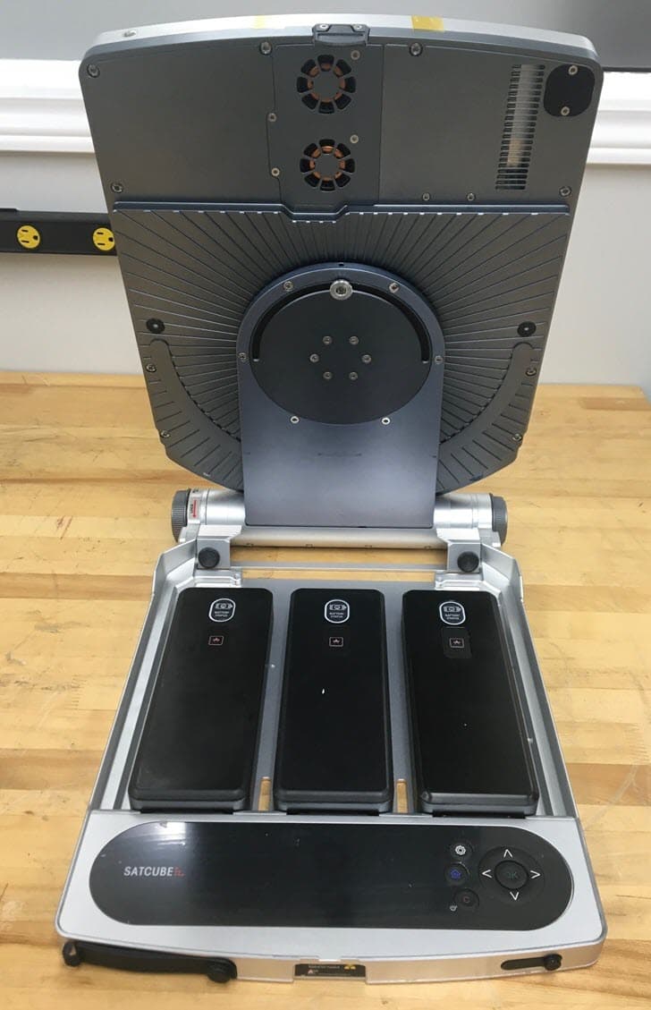 Satcube Ku band satellite terminal - FCC ID 2AUV4SATCUBEKU - Satcube AB (5)