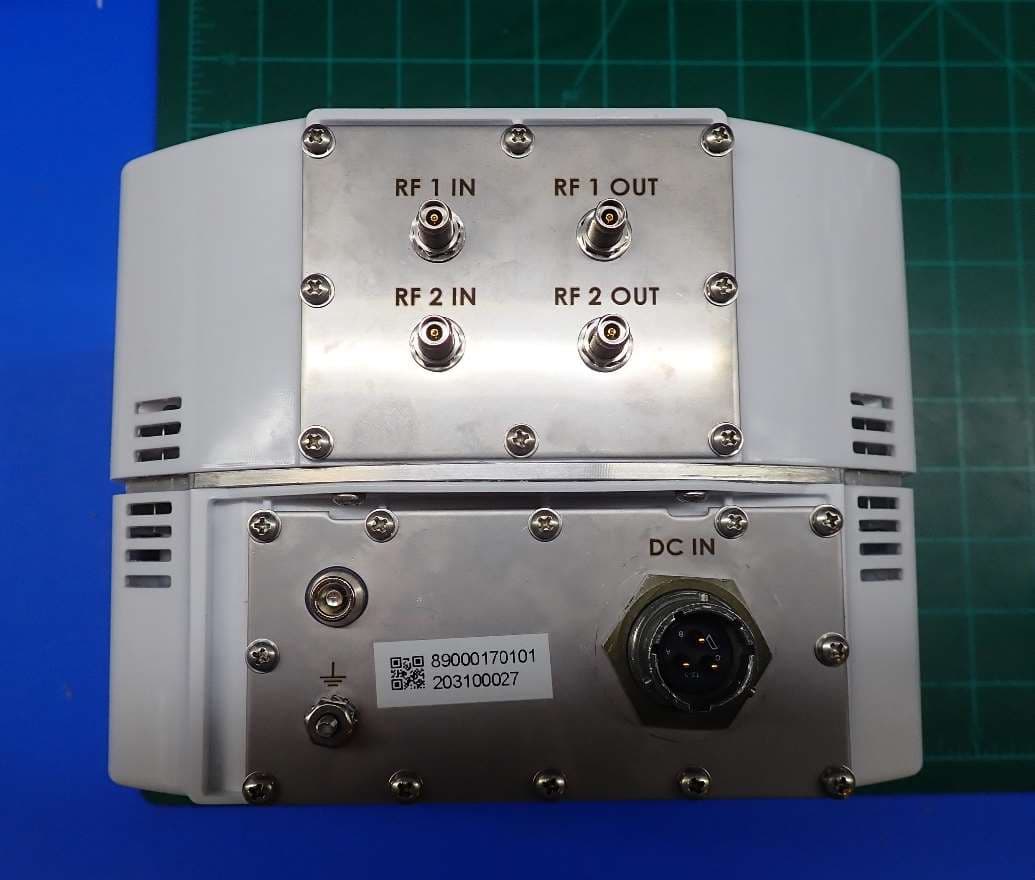 5G mmWave Repeater (Service Unit) - FCC ID 2AUVU-P28SUGA1 - Pivotal Commware
