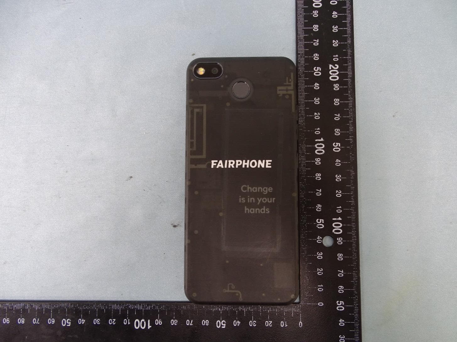 Smart Phone - FCC ID 2AUWUFAIRPHONE3 - FairPhone B.V.