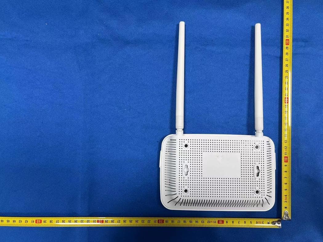 Smart Gateway - FCC ID 2AUXBDSGW-021 - Hangzhou Roombanker Technology Co., Ltd.