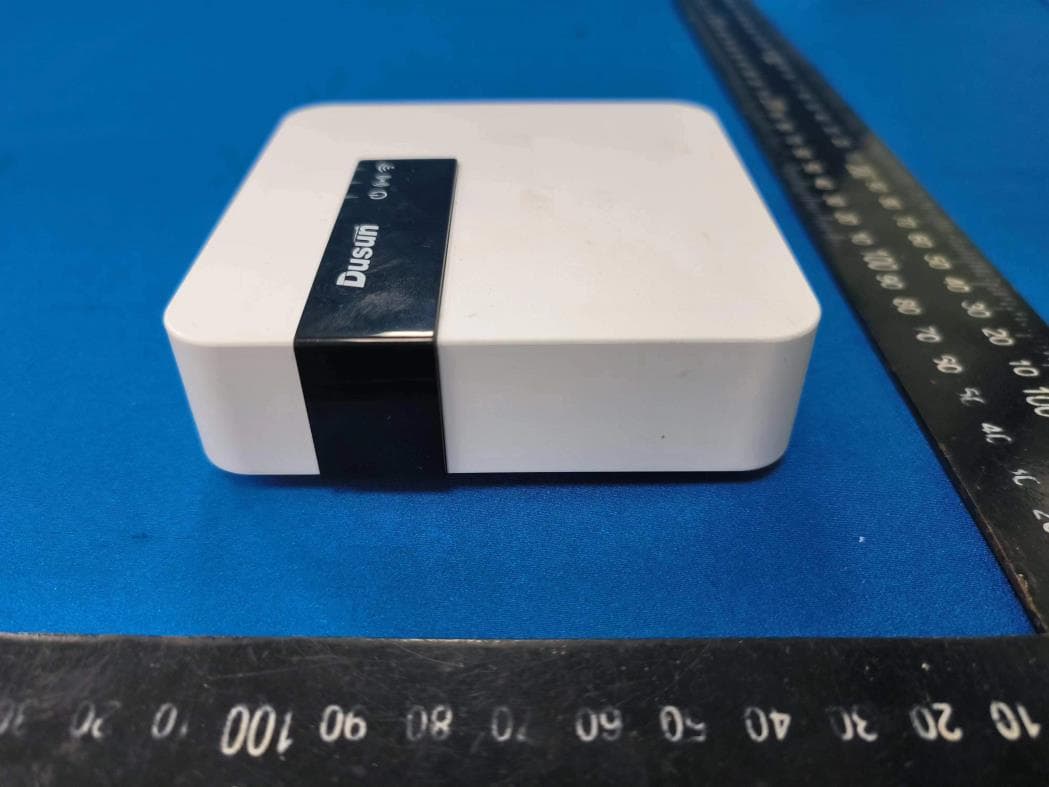Smart Gateway - FCC ID 2AUXBDSGW-092 - Hangzhou Roombanker Technology Co., Ltd.
