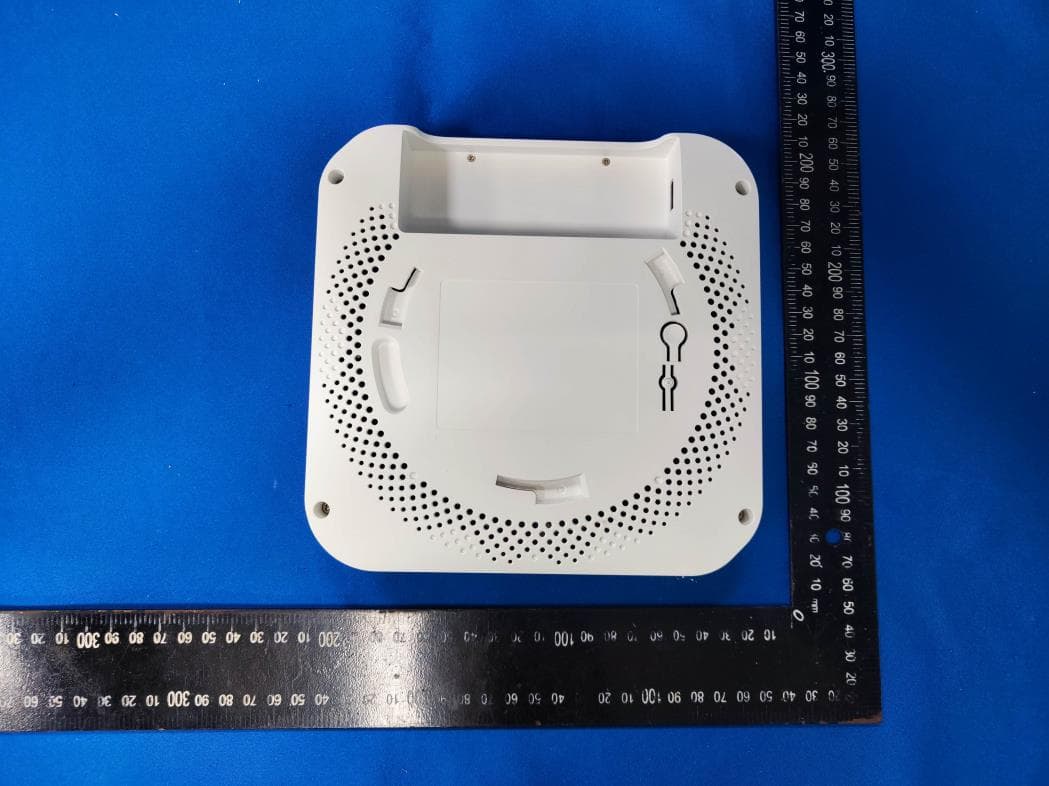 Smart Gateway - FCC ID 2AUXBDSGW-201 - Hangzhou Roombanker Technology Co., Ltd.