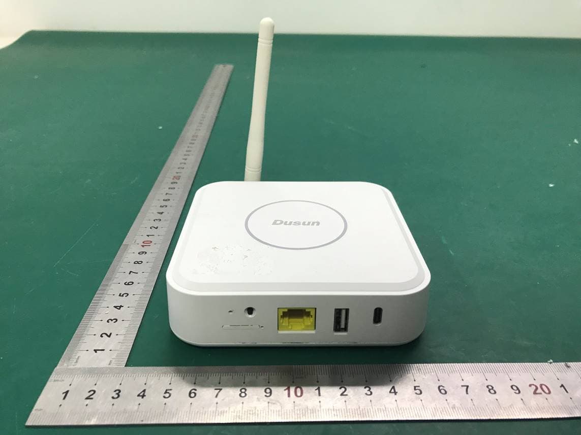 IoT Edge Computer Gateway - FCC ID 2AUXBDSGW-210 - Hangzhou Roombanker Technology Co., Ltd. (4)