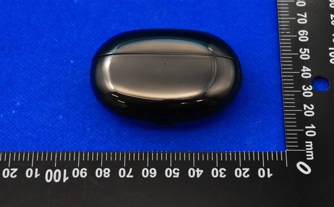 Bluetooth Earphone - FCC ID 2AUYFRMA2120-R - Realme Chongqing Mobile Telecommunications Corp., Ltd. (5)