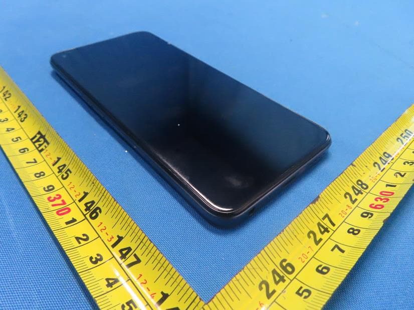 Mobile Phone - FCC ID 2AUYFRMX3286 - Realme Chongqing Mobile Telecommunications Corp., Ltd. (3)