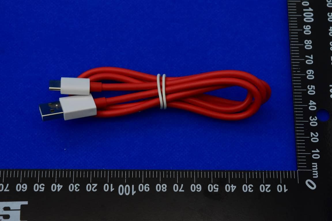 Mobile Phone with GSM, WCDMA, LTE, WiFi, Bluetooth and NFC - FCC ID 2AUYFRMX3760 - Realme Chongqing Mobile Telecommunications Corp., Ltd. (5)