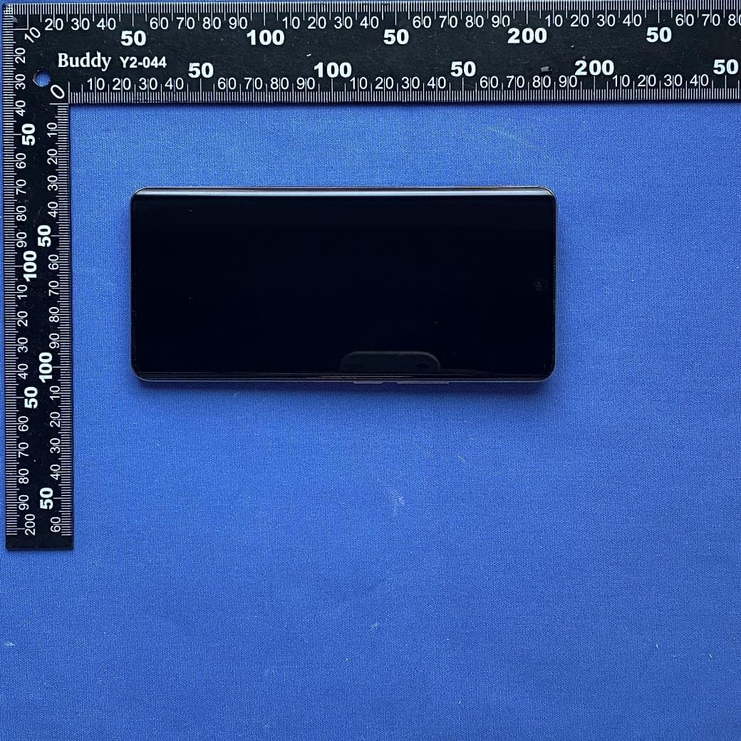 Mobile phone - FCC ID 2AUYFRMX3840 - Realme Chongqing Mobile Telecommunications Corp., Ltd. (5)