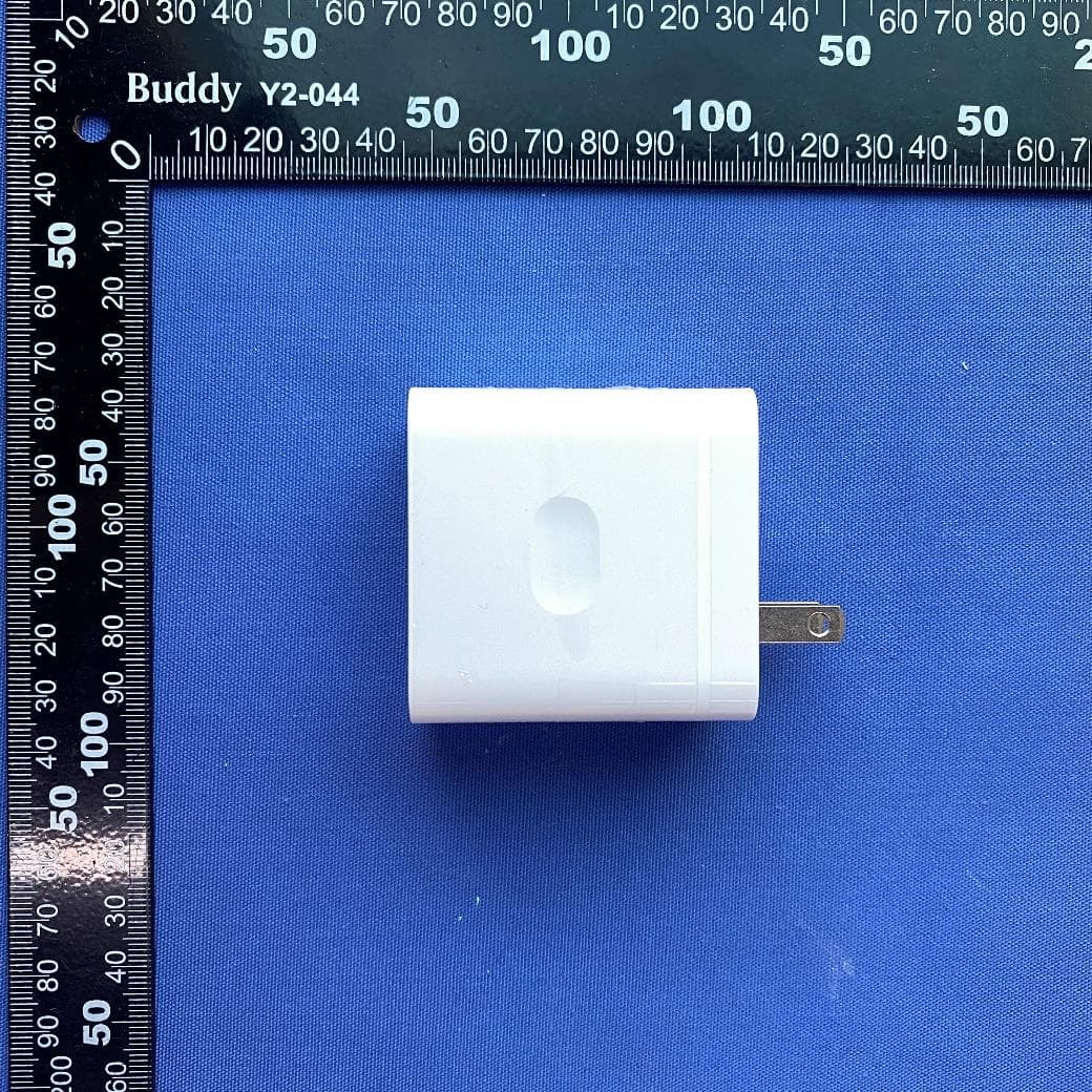 Mobile phone - FCC ID 2AUYFRMX3840 - Realme Chongqing Mobile Telecommunications Corp., Ltd. (4)