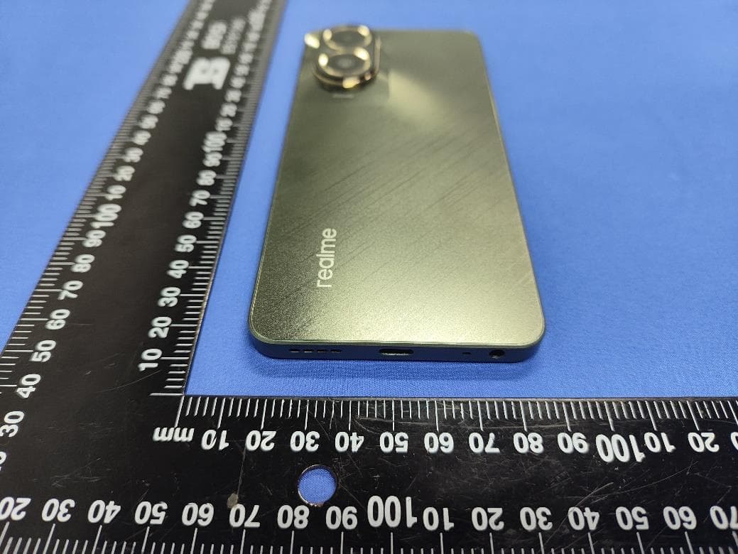 Mobile Phone with GSM, WCDMA, LTE, Bluetooth, WIFI and NFC - FCC ID 2AUYFRMX3890 - Realme Chongqing Mobile Telecommunications Corp., Ltd. (4)
