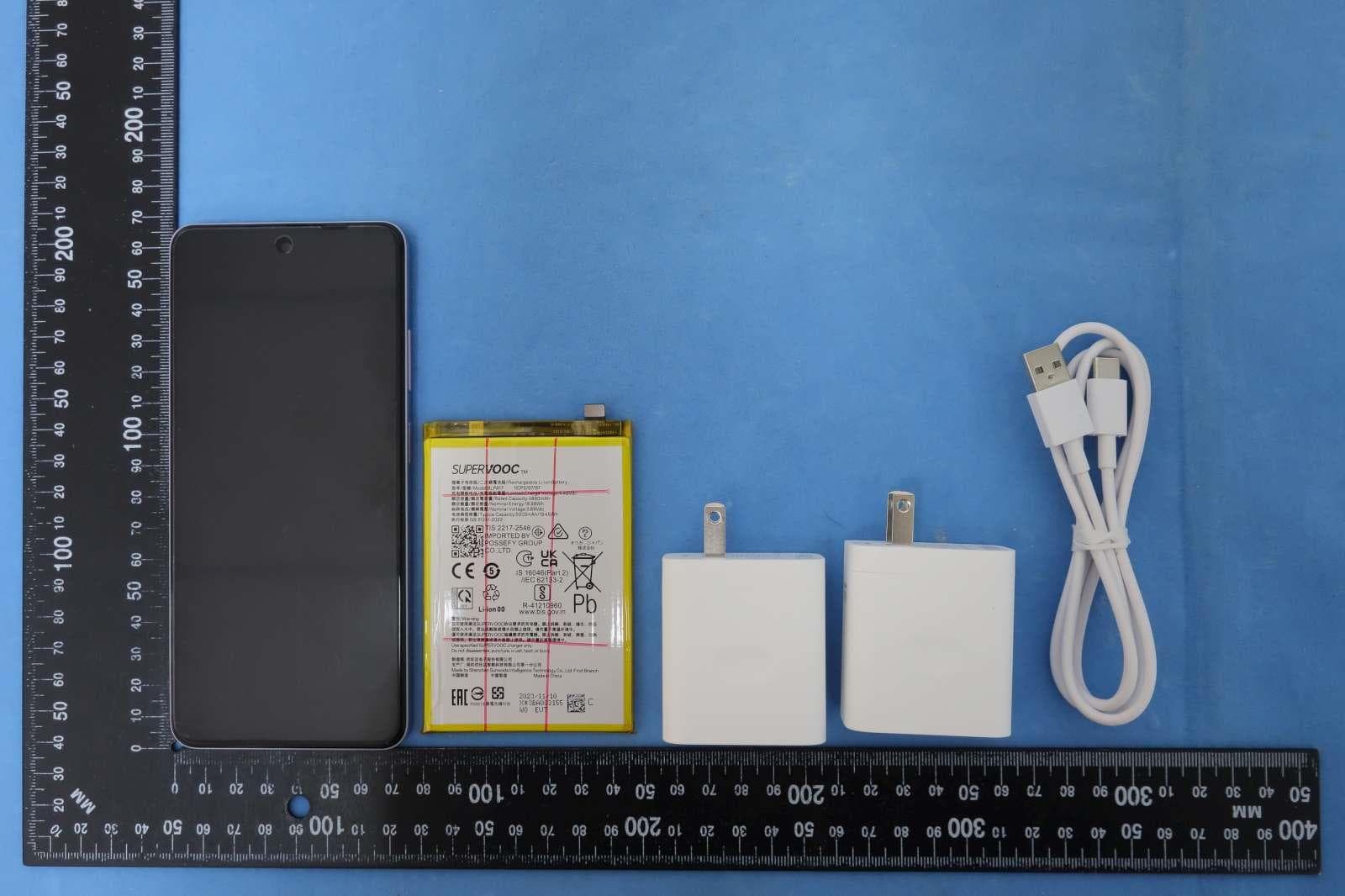 Mobile Phone - FCC ID 2AUYFRMX3999 - Realme Chongqing Mobile Telecommunications Corp., Ltd. (2)