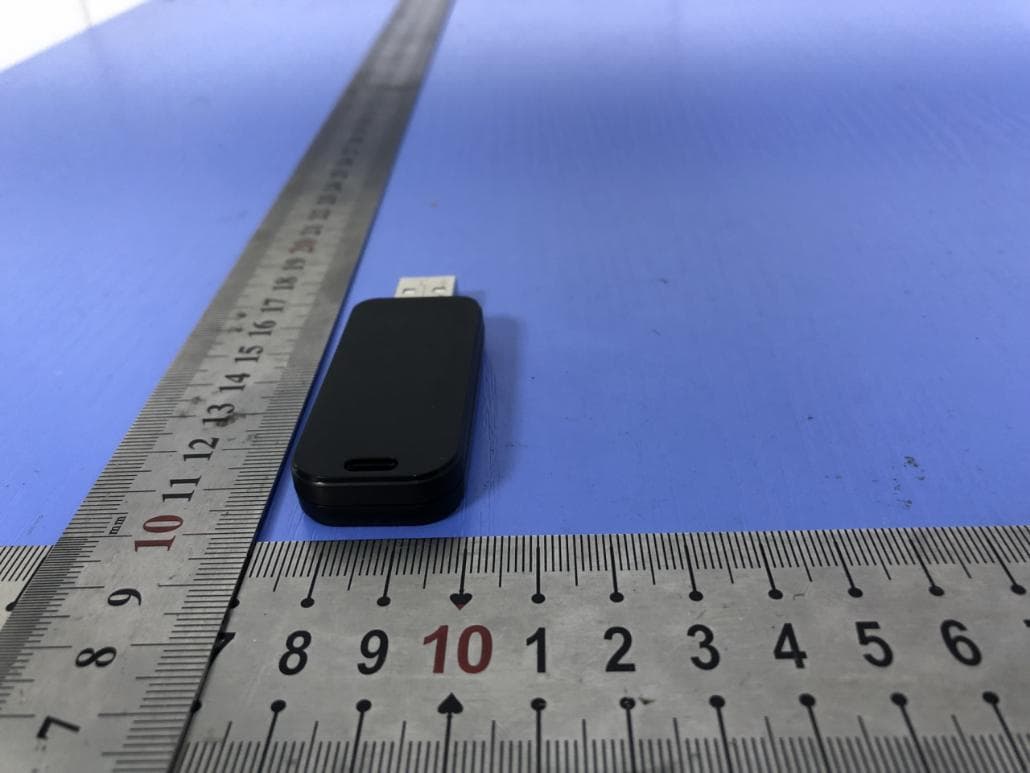 wireless 2.4Ghz gaming headset - FCC ID 2AUZP-V07W - Shenzhen Yisuma Network Technology Co ., LTD (3)