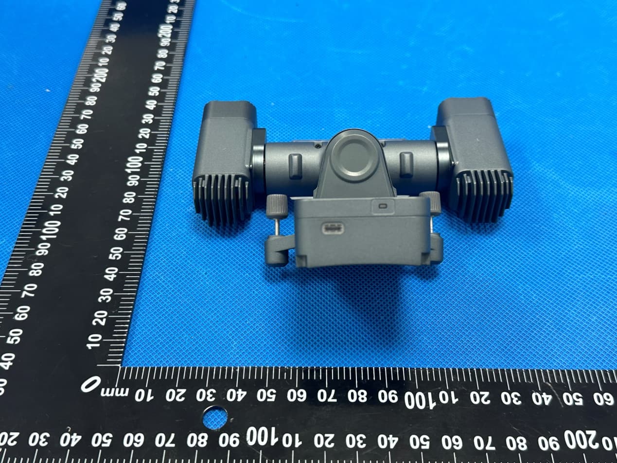 Gimbal Searchlight - FCC ID 2AV3I-GL10 - Guangzhou Chengzhi Intelligent Machinery Technology Co., Ltd. (4)