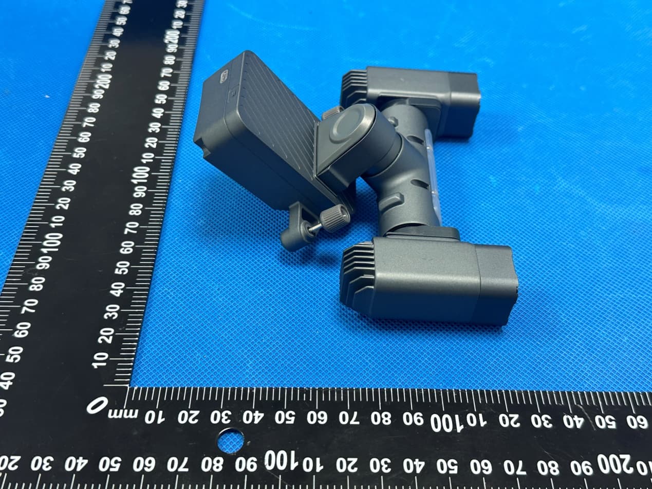 Gimbal Searchlight - FCC ID 2AV3I-GL10 - Guangzhou Chengzhi Intelligent Machinery Technology Co., Ltd. (5)