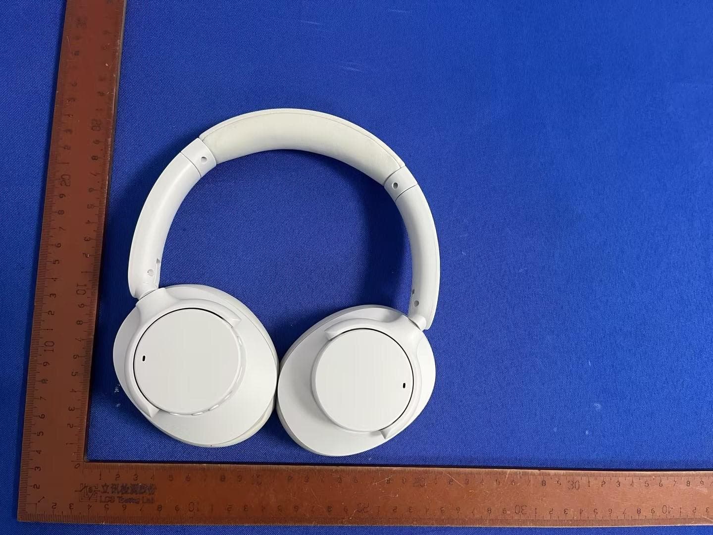 bluetooth headset - FCC ID 2AV3Z-Q20 - Shenzhen Geekbuy E-commerce Co., LTD.