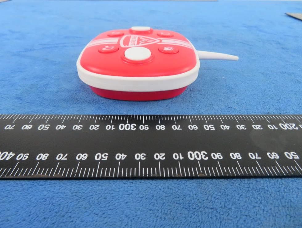 Toy RC Fire Engine Lights and Sounds - FCC ID 2AV5JJC2020A27M - Shantou Chenghai District Wantou Jincheng Toy Factory (5)