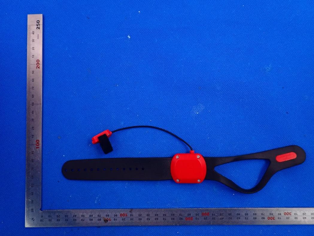 2.4G tipping stunt car - FCC ID 2AV7YZ109S - Fandaqi toys factory (2)