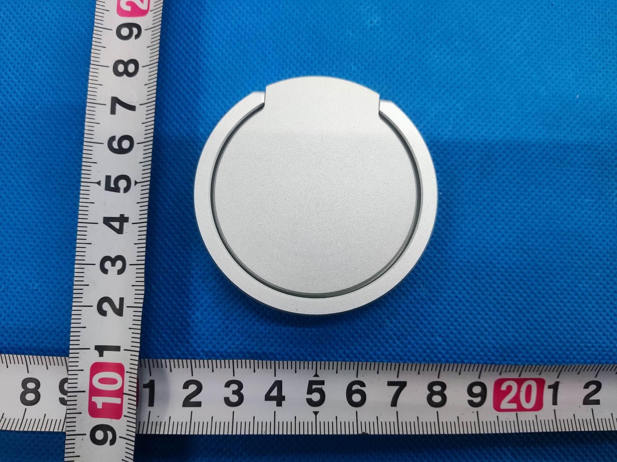 Qi2 wireless charger - FCC ID 2AV8L-TKWC-028 - TANKYA DEVELOPING CO., LIMITED (2)