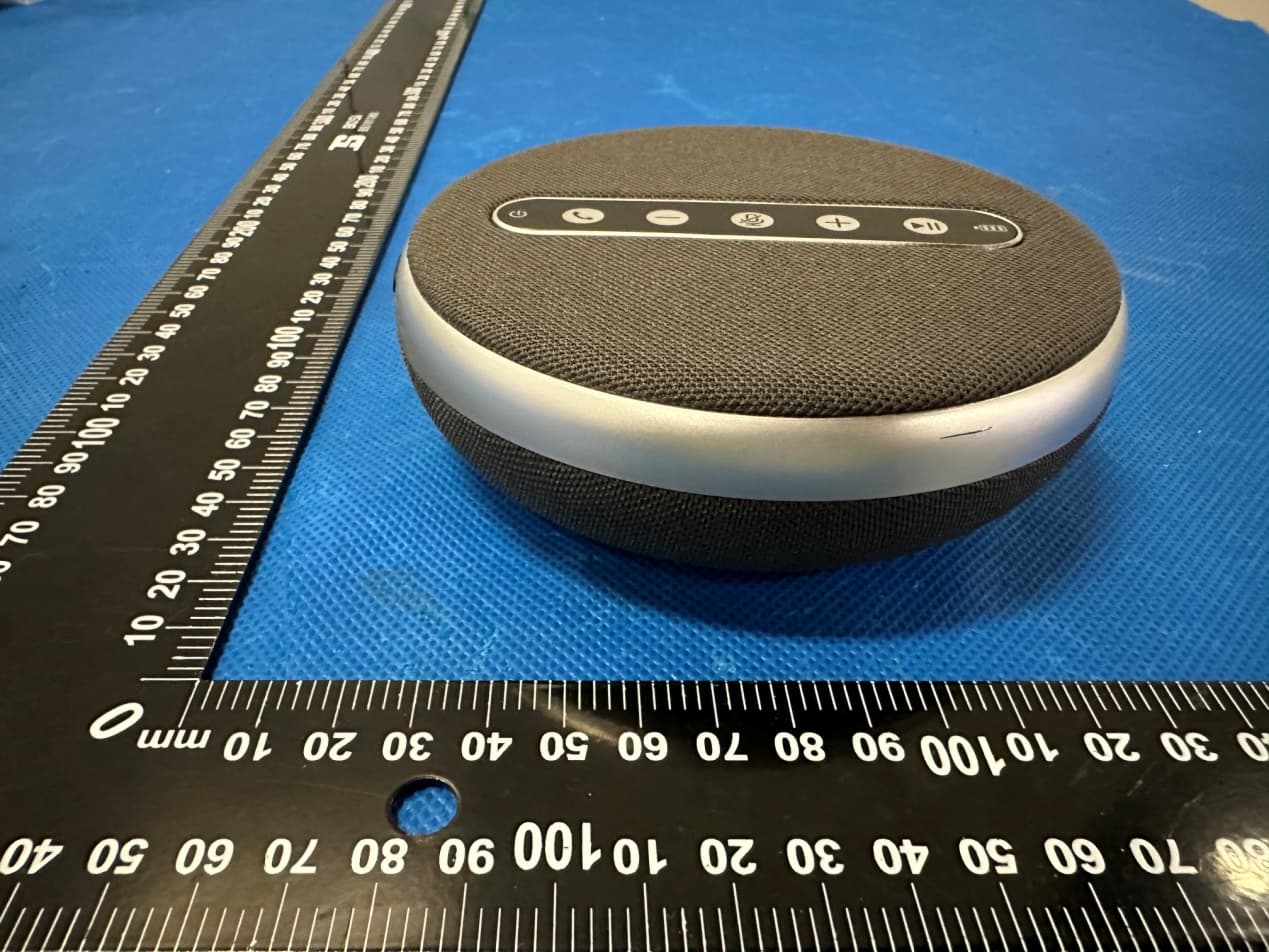 Conference speaker - FCC ID 2AV9W-Q100 - Vizolink (Shenzhen) CO., LTD. (5)