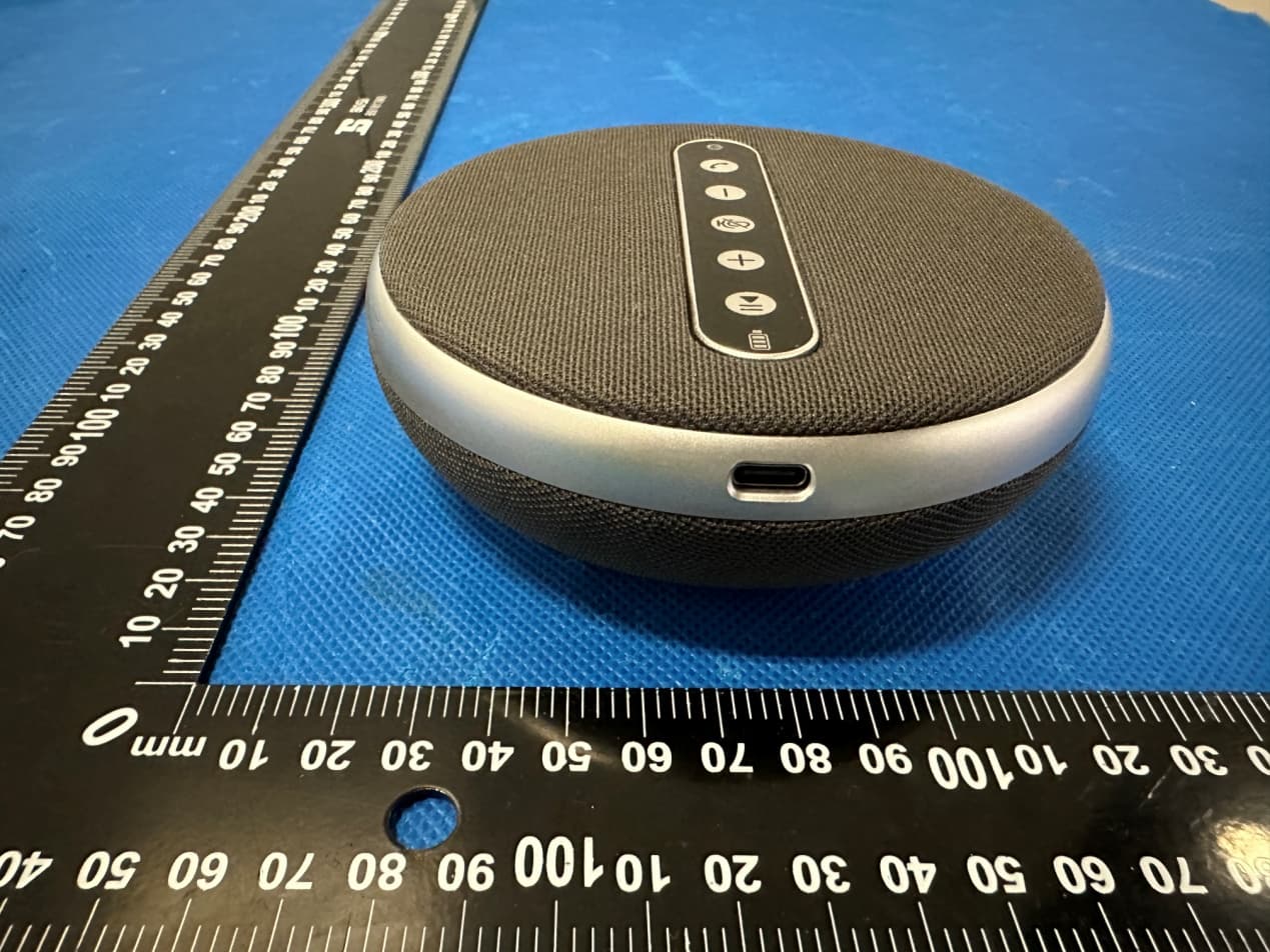 Conference speaker - FCC ID 2AV9W-Q100 - Vizolink (Shenzhen) CO., LTD. (4)