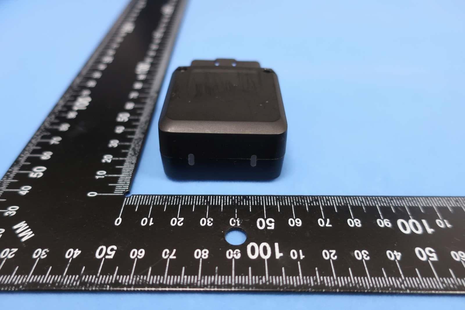 RVD 4G OBD Dongle - FCC ID 2AVAW-GD504 - Continental Aftermarket & Services GmbH (4)