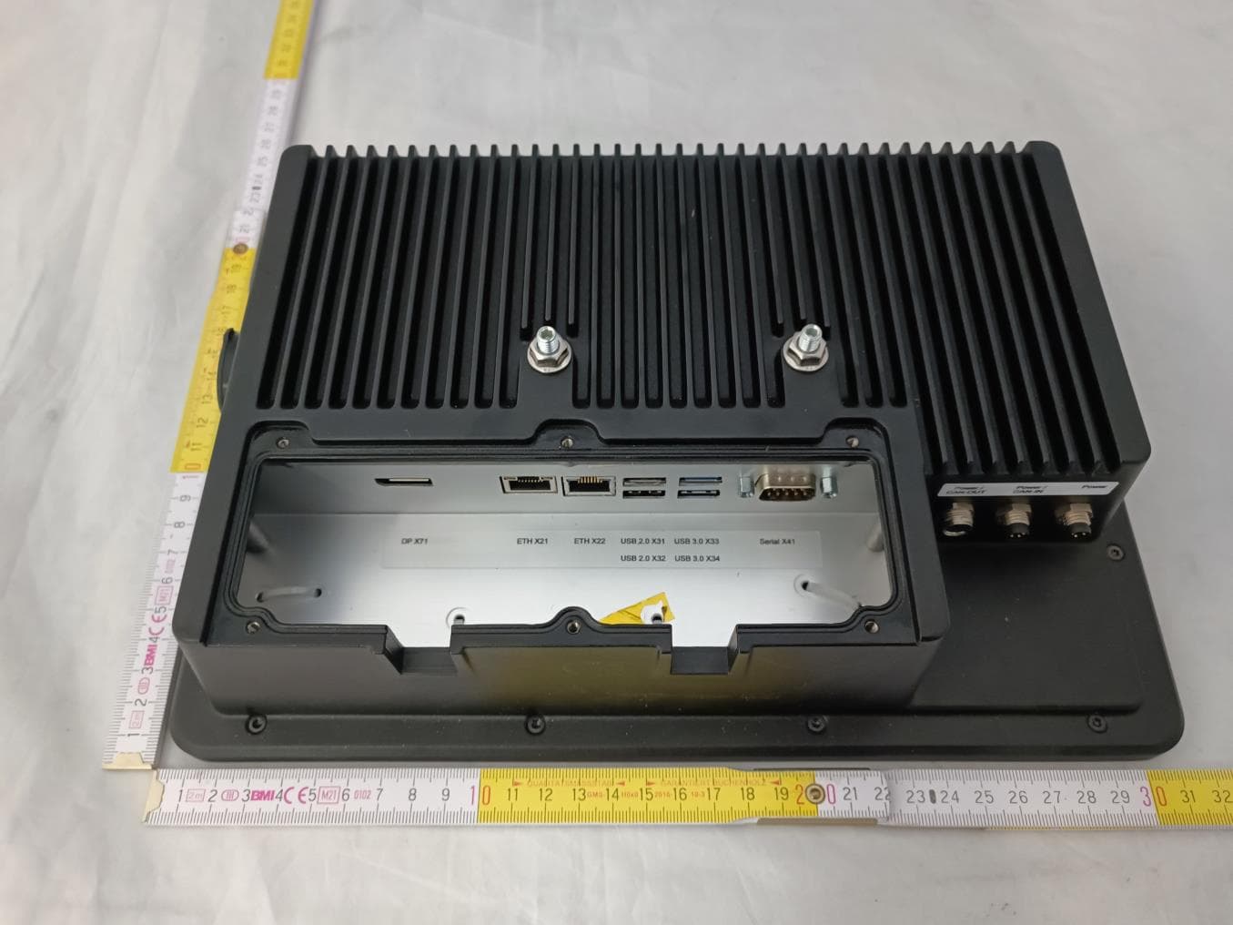 Touch Industrial PC VESA 12.1 OEM - FCC ID 2AVB6-PA10012519 - Christ Electronic Systems GmbH