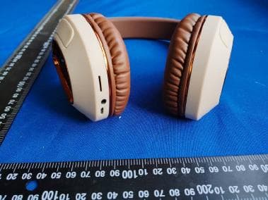 WIRELESS HEADPHONE - FCC ID 2AVCI-QYS-V7Q - HUIZHOU YESONG TECHNOLOGY CO.,LTD (4)