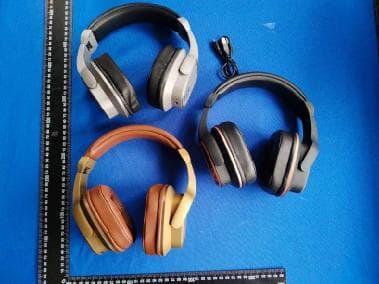 WIRELESS HEADPHONE - FCC ID 2AVCI-YS-BT9980 - HUIZHOU YESONG TECHNOLOGY CO.,LTD (4)