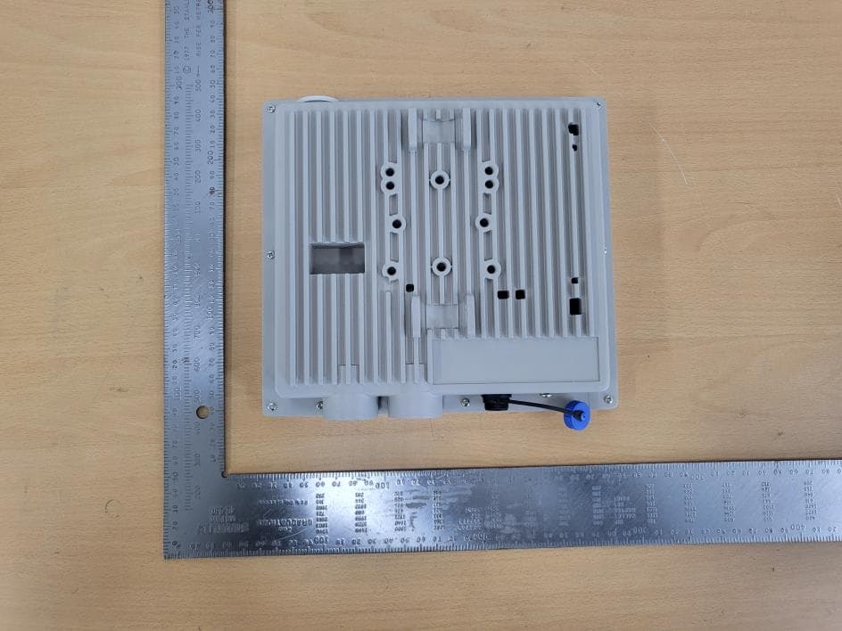 5G NR-U wireless Bridg - FCC ID 2AVCWMWC-915 - Miliwave Co., Ltd.