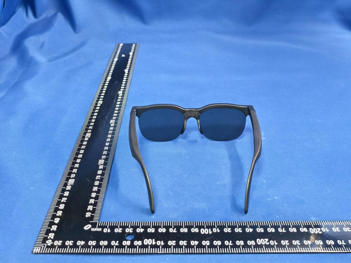 BLUETOOTH AUDIO GLASSES - FCC ID 2AVD2-G02A - Shenzhen Monster Creative Technology Co., Ltd. (4)