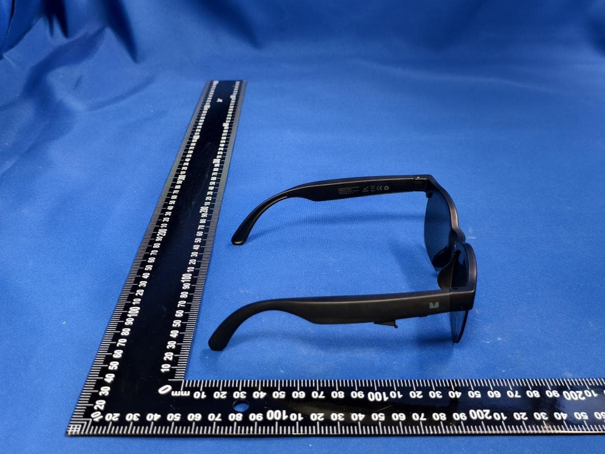 BLUETOOTH AUDIO GLASSES - FCC ID 2AVD2-G02A - Shenzhen Monster Creative Technology Co., Ltd. (3)