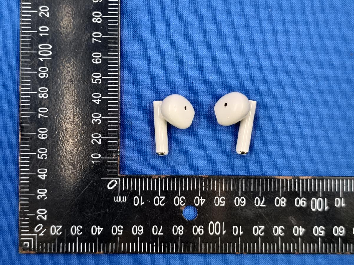 BLUETOOTH HEADPHONE - FCC ID 2AVD2-MH22237 - Shenzhen Monster Creative Technology Co., Ltd. (2)