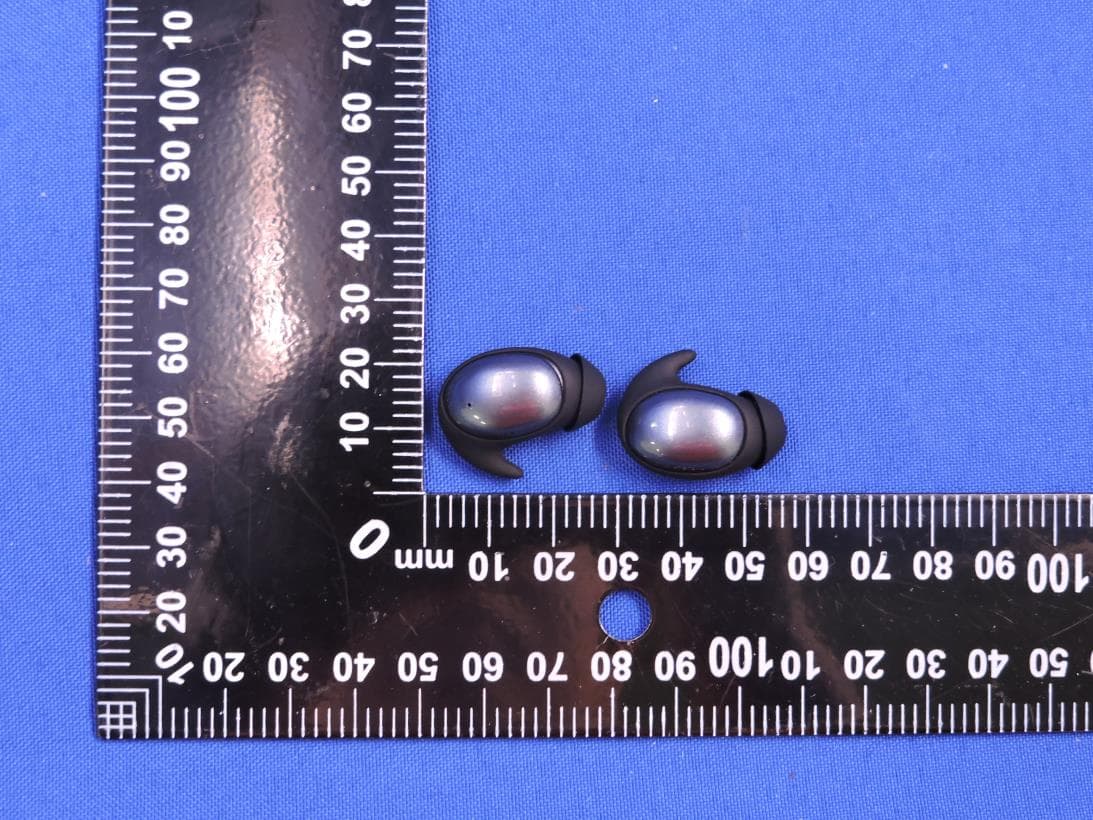 BLUETOOTH HEADPHONE - FCC ID 2AVD2-MH22280 - Shenzhen Monster Creative Technology Co., Ltd. (4)