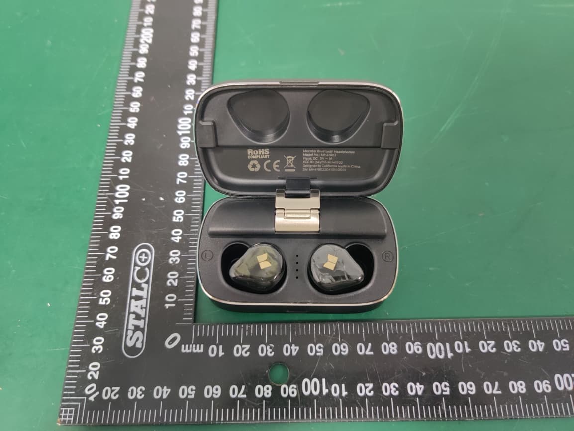 Monster Bluetooth Headphone - FCC ID 2AVD2-MH41902 - Shenzhen Monster Creative Technology Co., Ltd. (3)