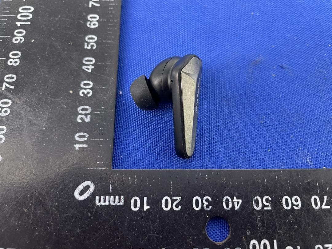 Monster Bluetooth Headphones - FCC ID 2AVD2-MH72002L - Shenzhen Monster Creative Technology Co., Ltd. (4)